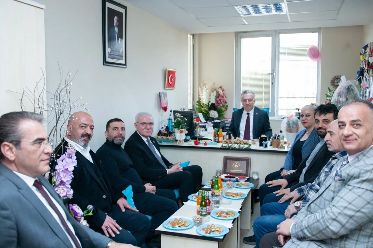 Rektör Levent, profesör ve doçentlik unvanı alan akademisyenleri tebrik etti