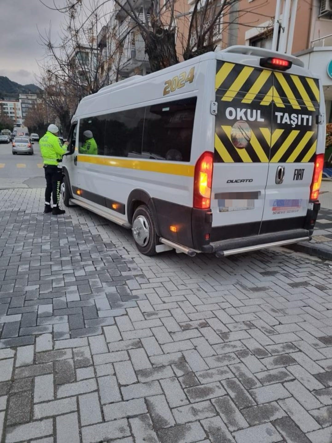 Manisa&rsquo;da denetlenen 187 okul servisinden 6&rsquo;sına ceza kesildi
