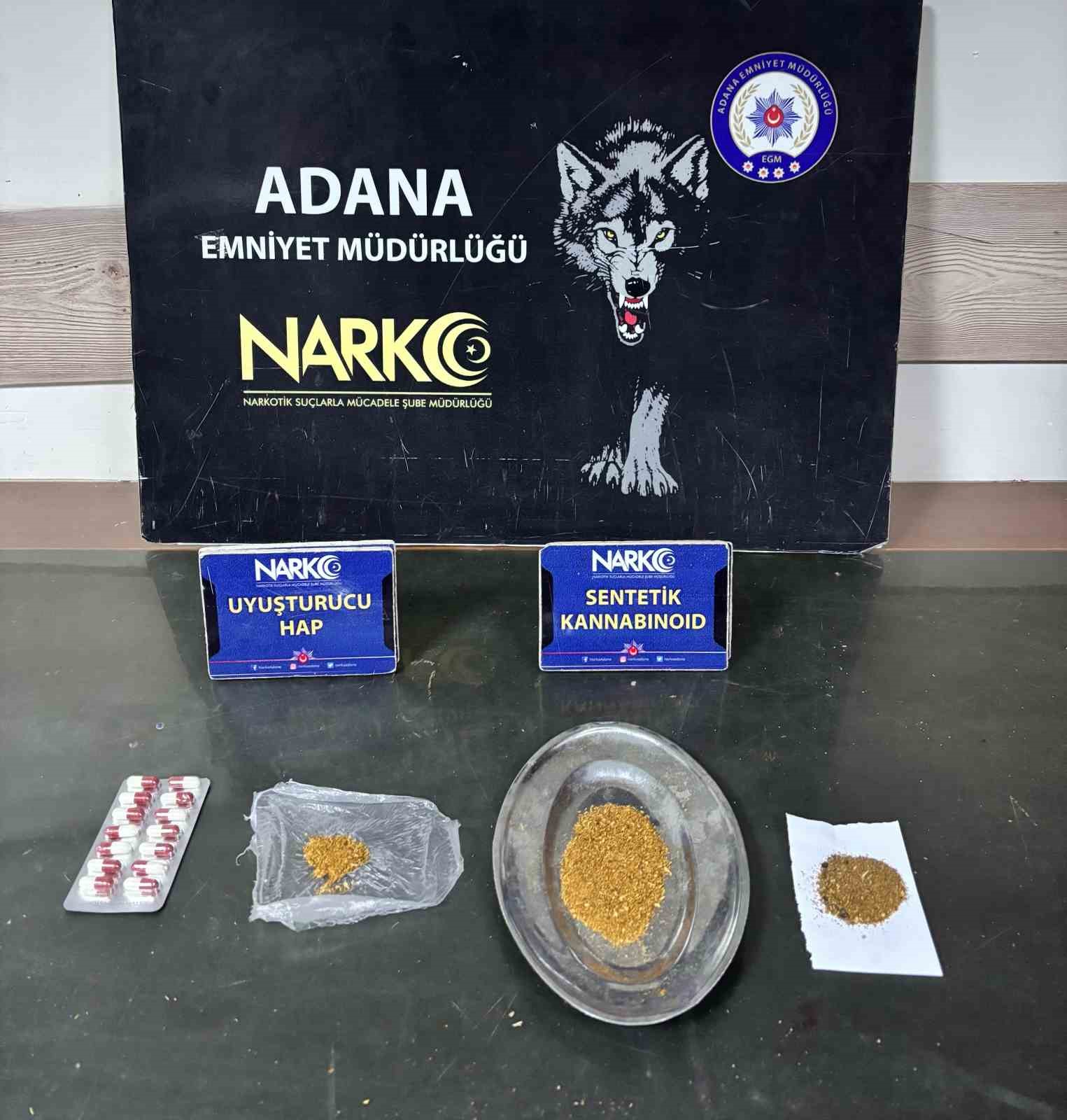 Adana&rsquo;da su&ccedil;&uuml;st&uuml; yakalanan 4 torbacı tutuklandı
