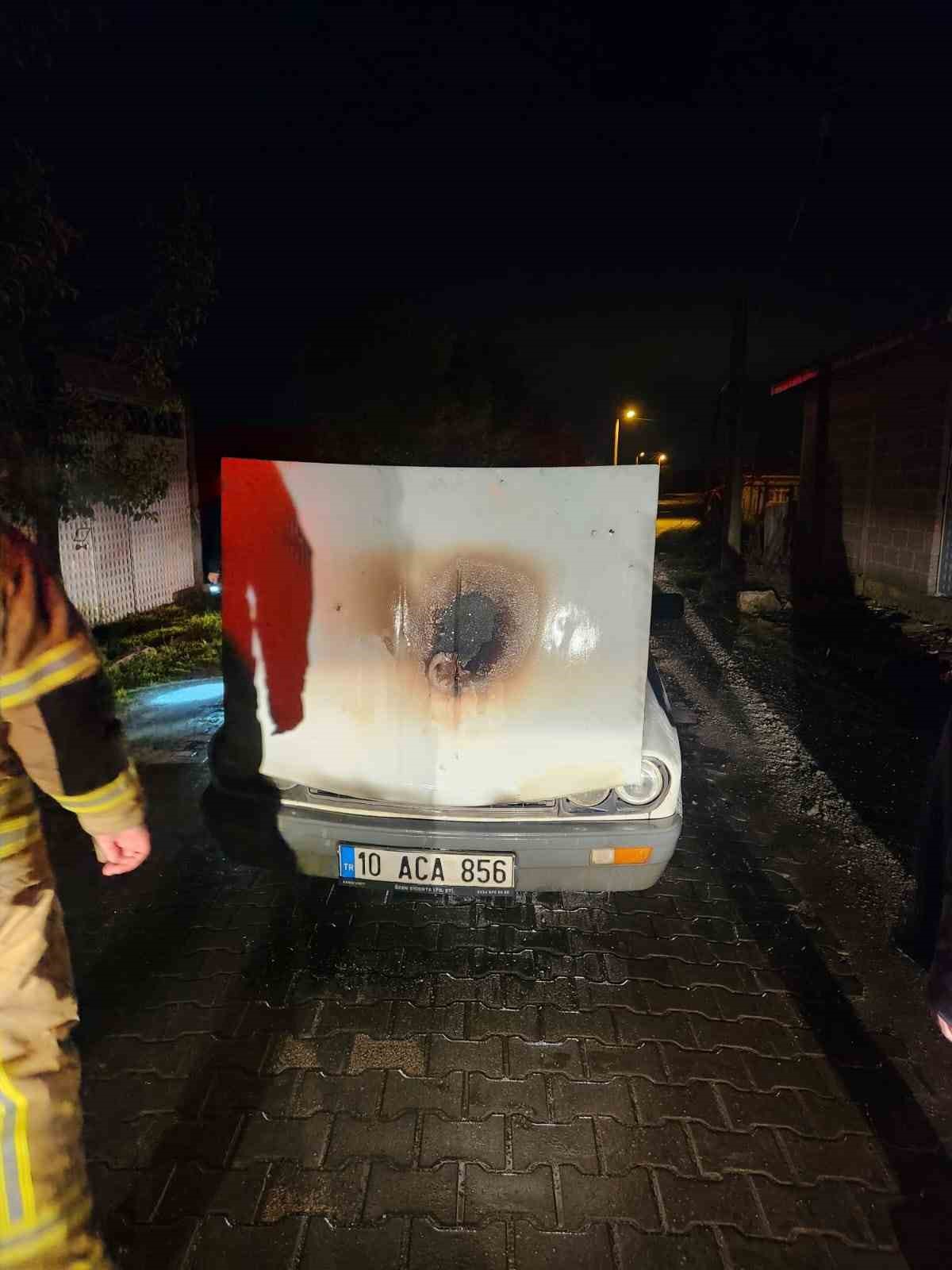 G&ouml;nen&rsquo;de ara&ccedil; yangını
