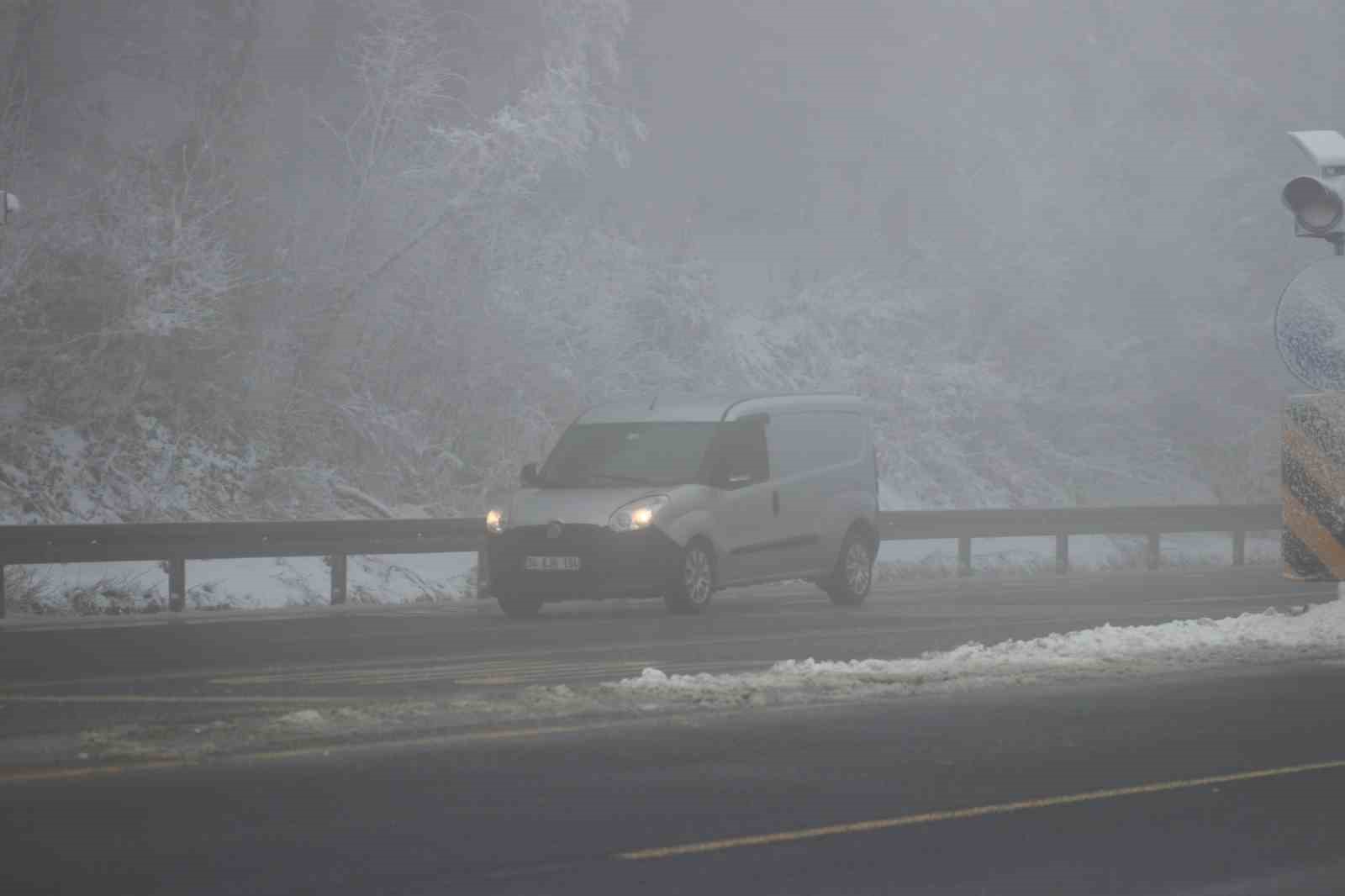 Bolu Dağı’nda sis görüş mesafesini düşürdü
