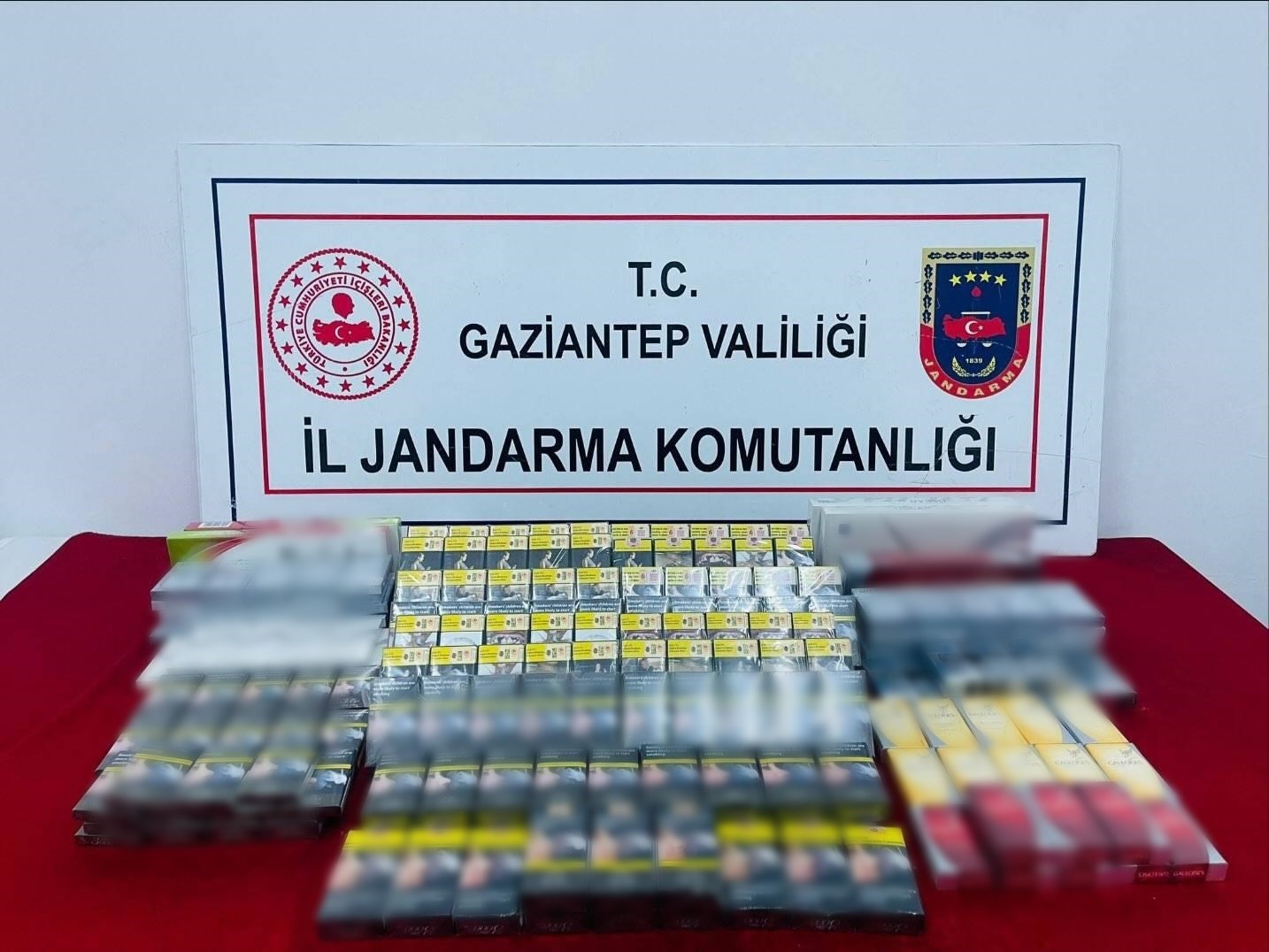 Gaziantep’te 3,8 milyon TL değerinde kaçak malzeme ele geçirildi
