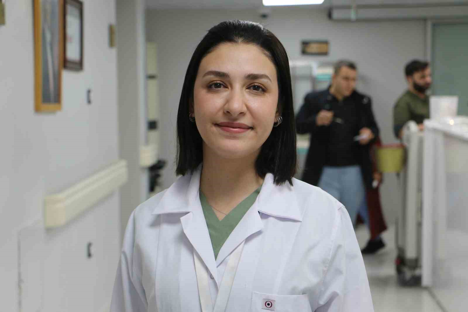 G&uuml;neydoğu b&ouml;lgesinin tek kadın &uuml;roloji doktoru
