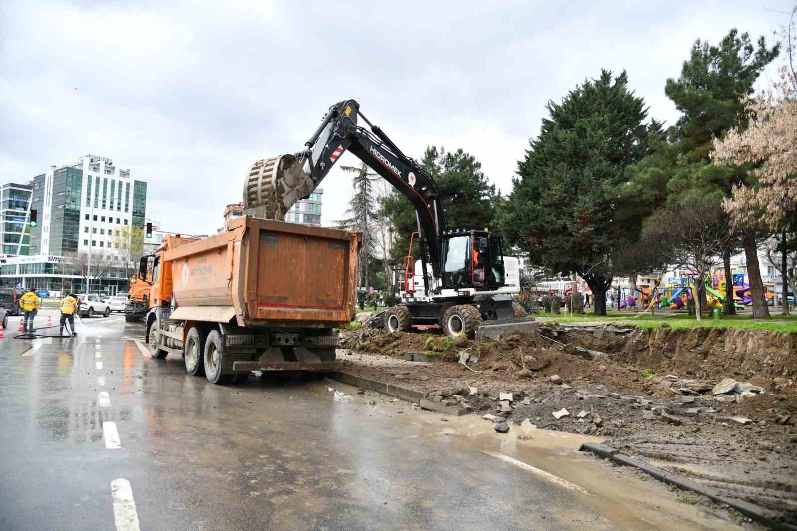 Samsun&rsquo;da trafiğe nefes aldıracak projeye başlandı
