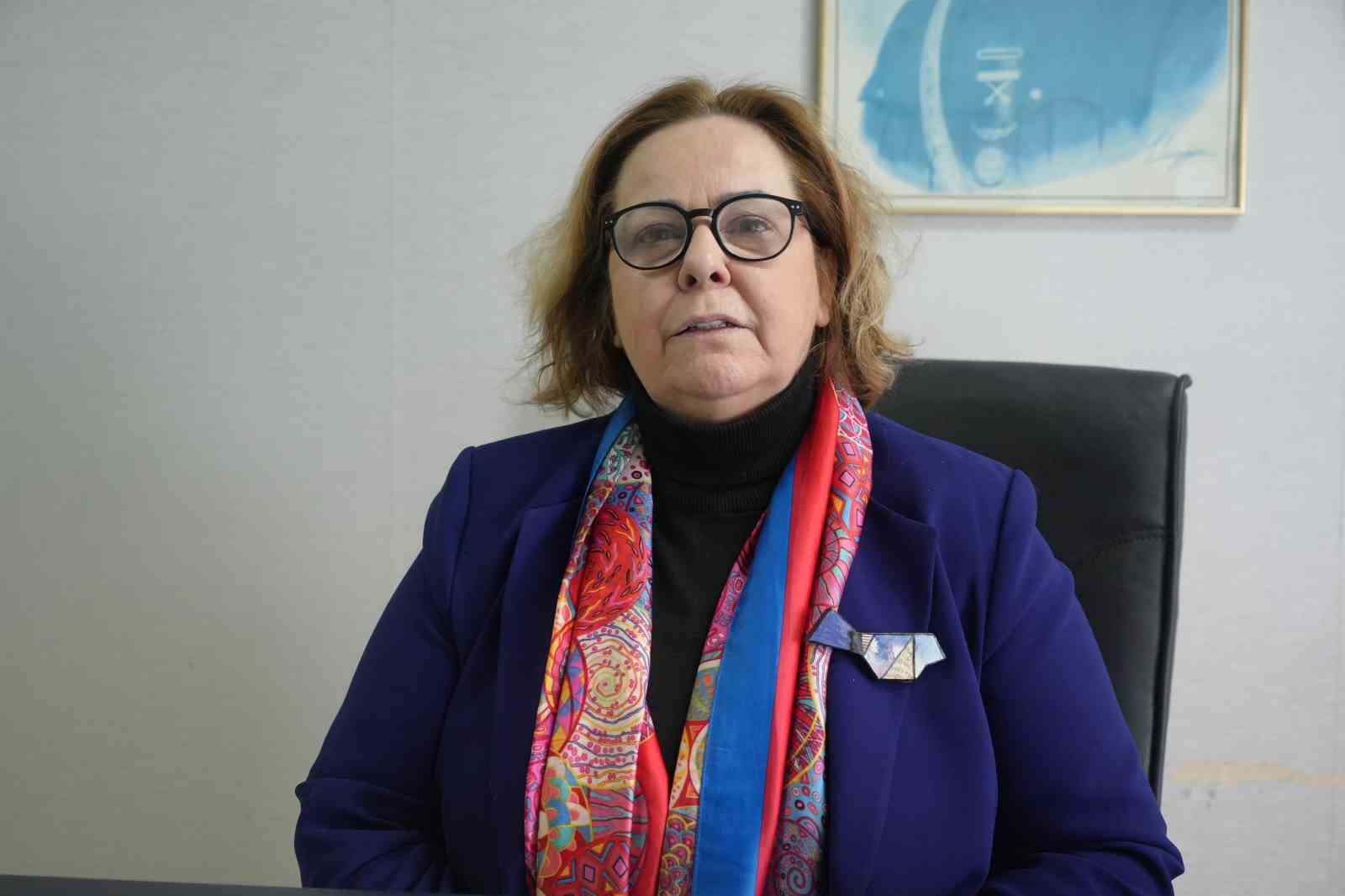 Profesör uyardı: "Afetler sonrası ortaya çıkan çevresel zararın insanı zehirlemesi söz konusu"