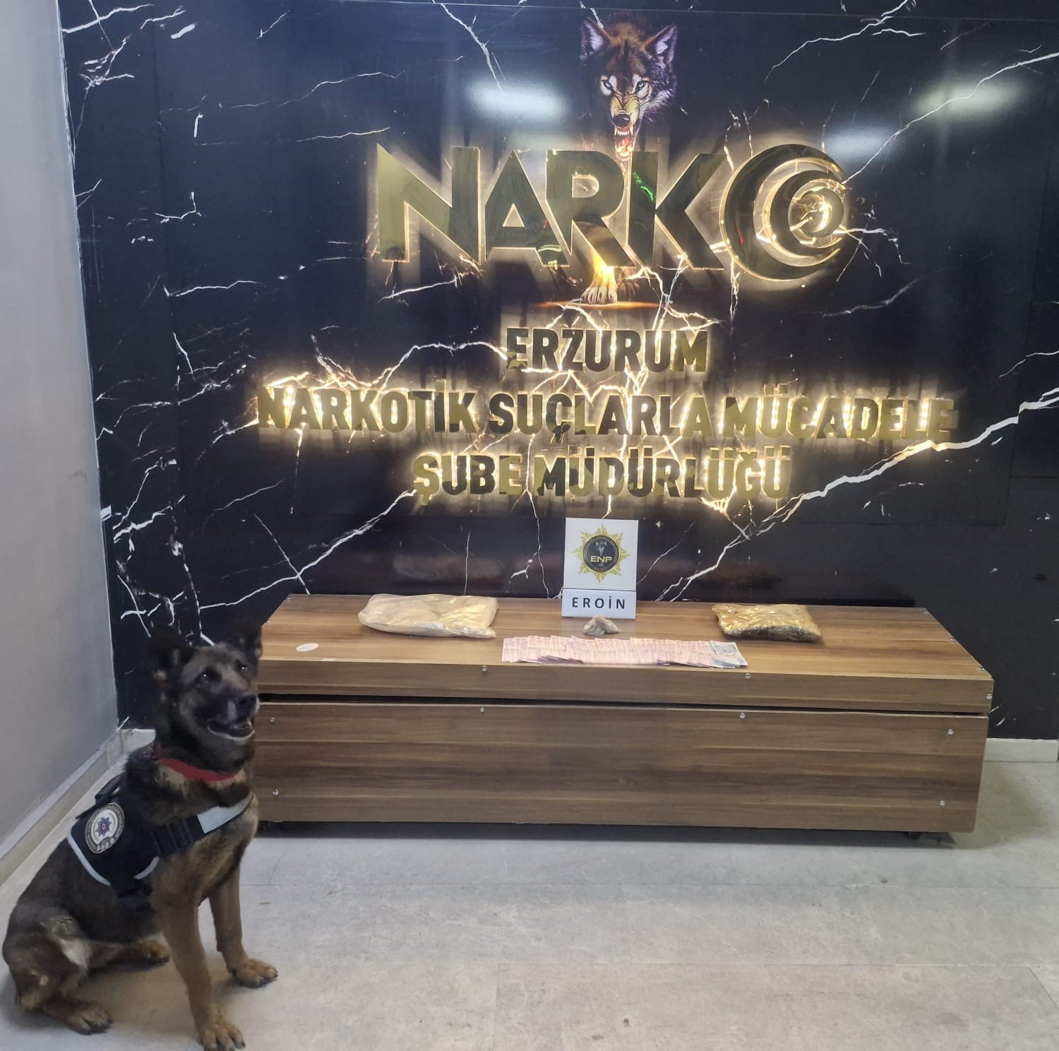 Erzurum’da polis 3 kilo 200 gram eroin ele geçirdi