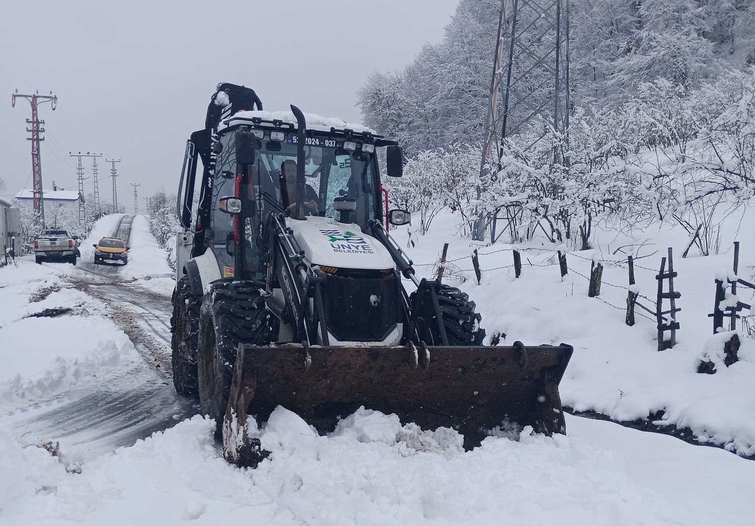 Başkan Tavlı: "Karla mücadele ekibimiz 7/24 görev başında"