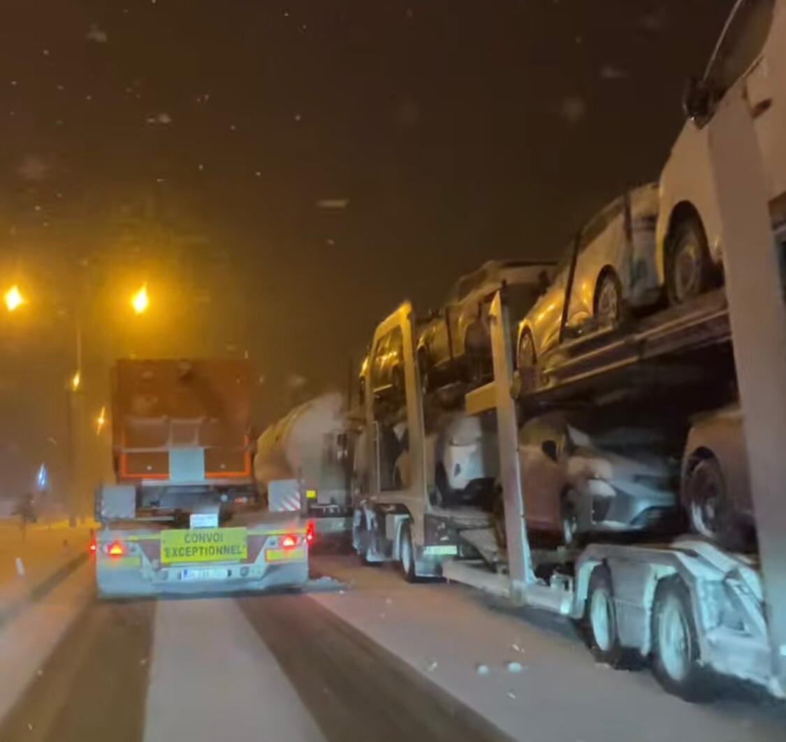 Tır devrildi: 1 yaralı
