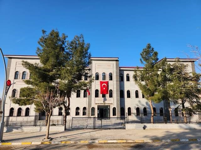 Eruh Kaymakamlığı’ndan hazine arazileriyle ilgili duyuru