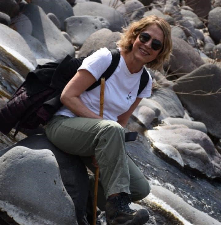 Turnuvaya giderken yaşanan kazada &ouml;len &ouml;ğretmen ve &ouml;ğrencisi son yolculuklarına uğurlandı
