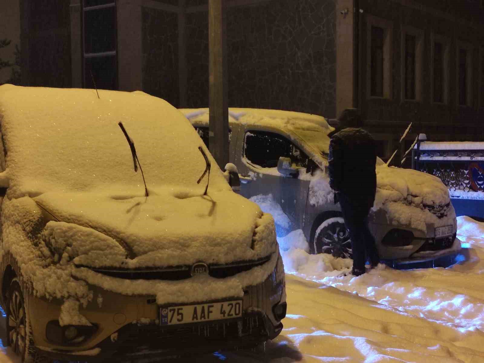 Ardahan&rsquo;da eğitime &rsquo;kar&rsquo; engeli
