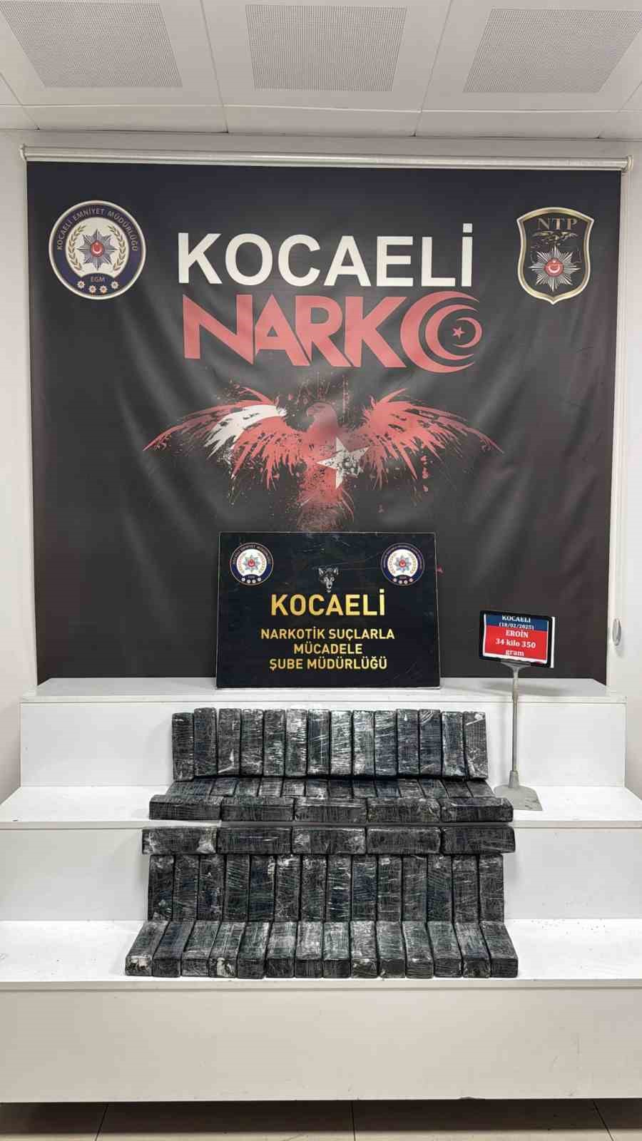 İran plakalı araçtan 34 kilo eroin çıktı
