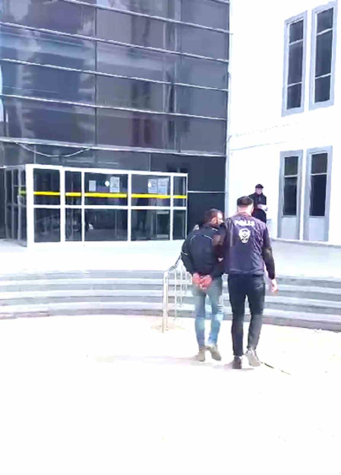 Hatay’da asayiş operasyonu: 5 tutuklama