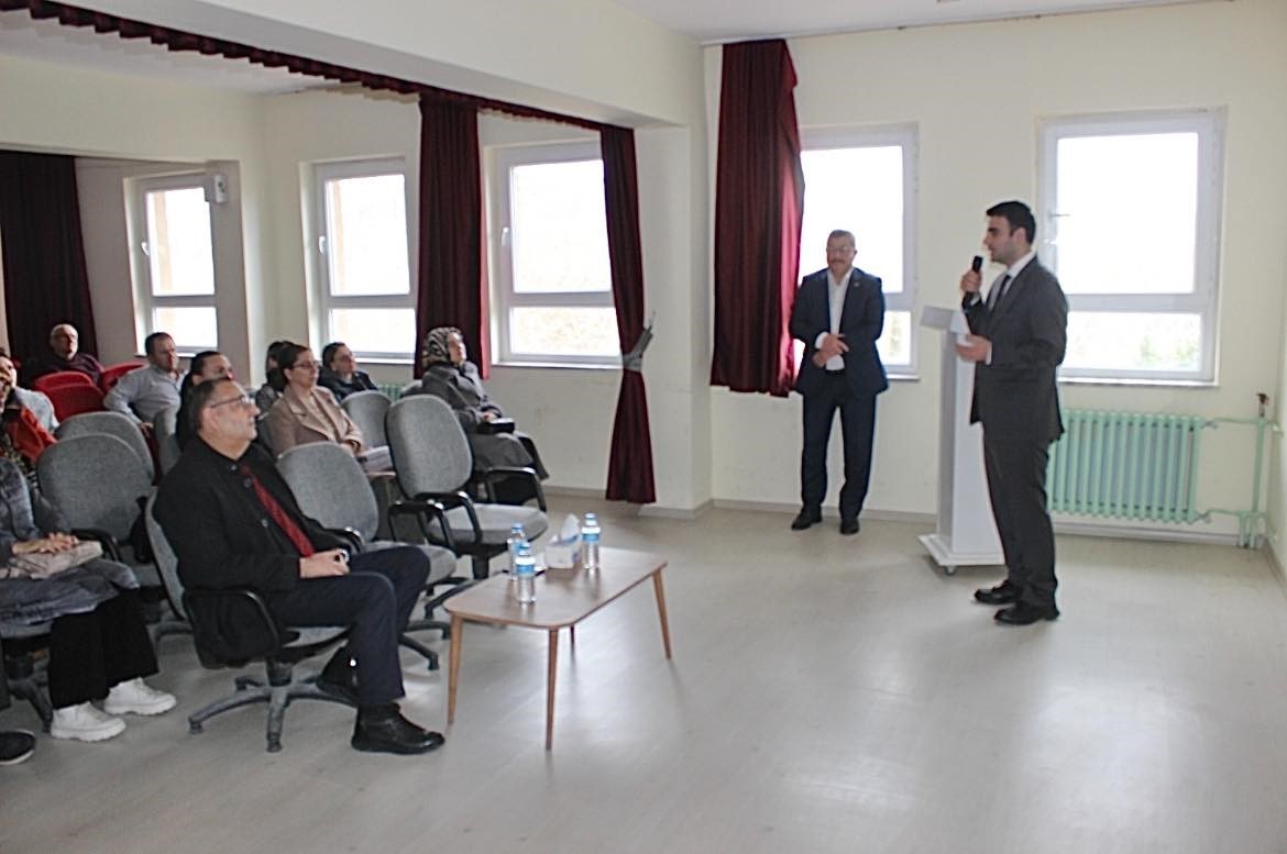 Bilecik&rsquo;te &rsquo;Veli Akademisi&rsquo; konferansı
