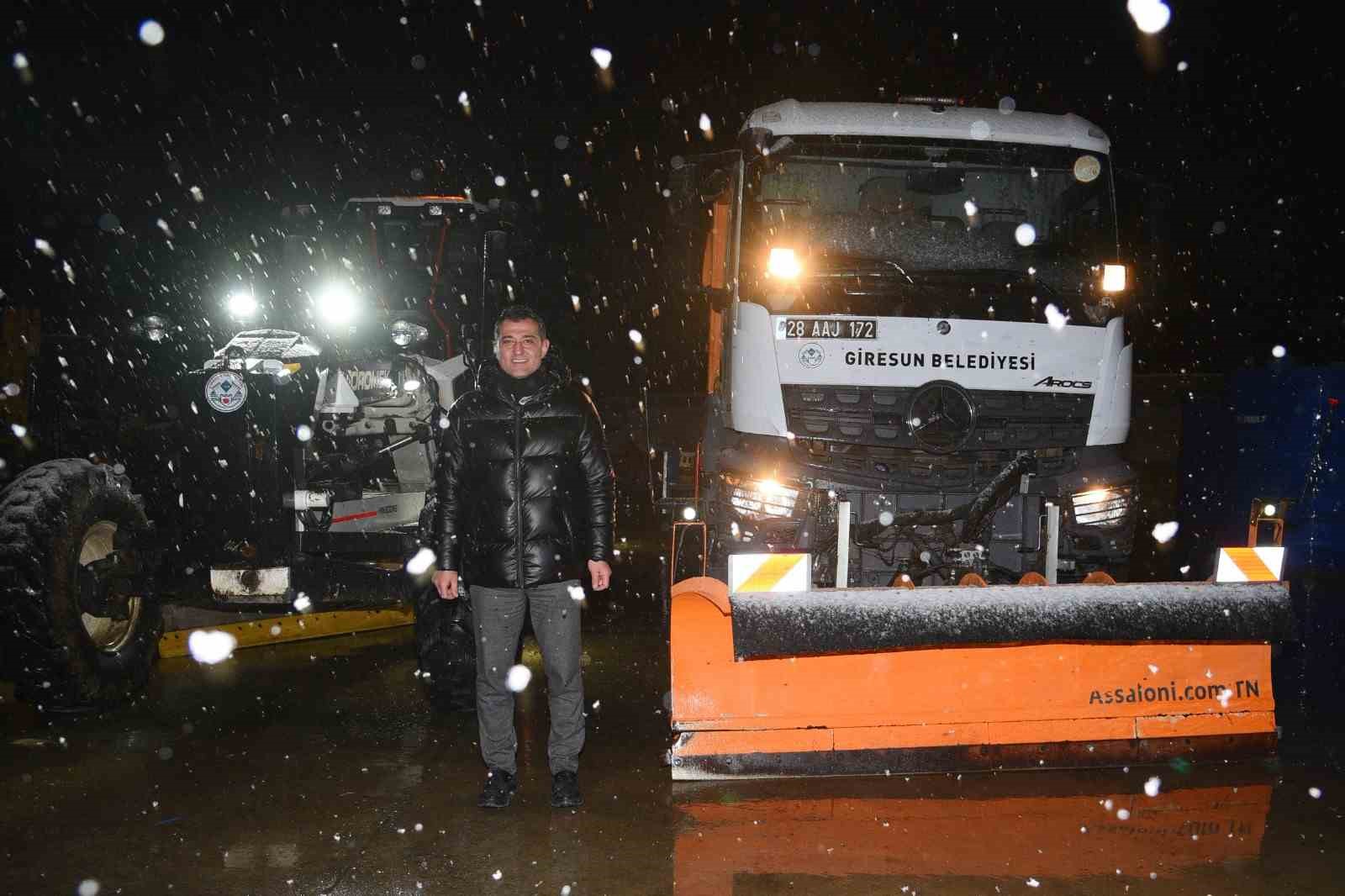 Giresun Belediye Başkanı Fuat Köse, çalışmaları yerinde takip etti
