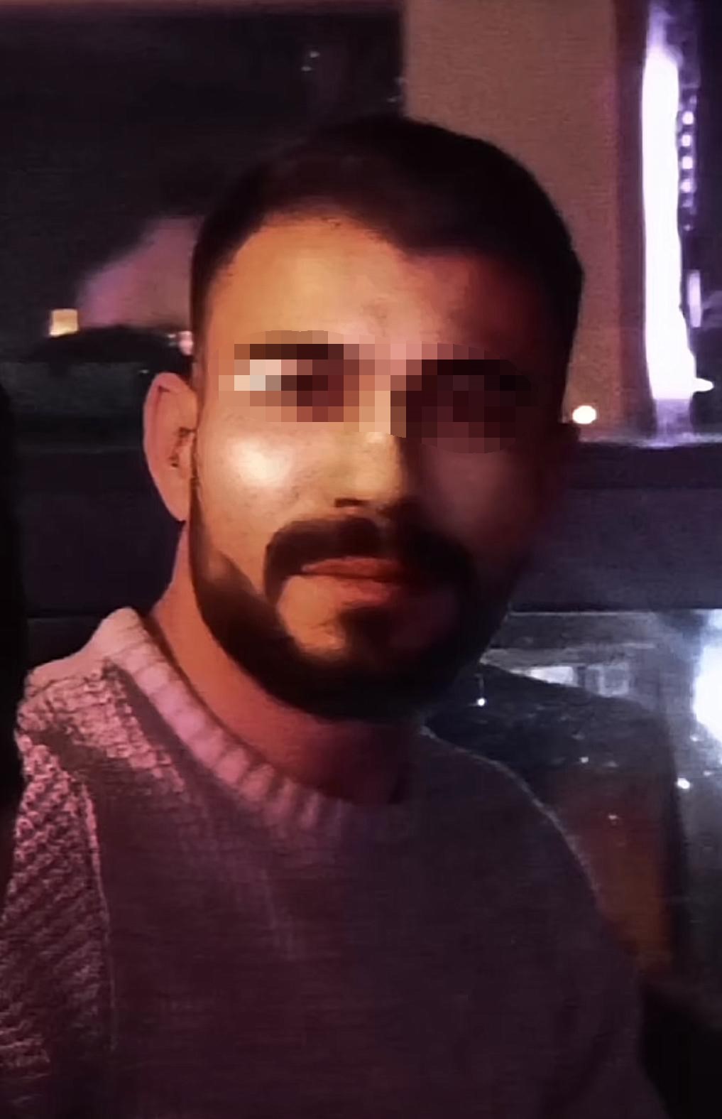 Ekip otosunda kendini silahla vuran şahsın tedavisi s&uuml;r&uuml;yor
