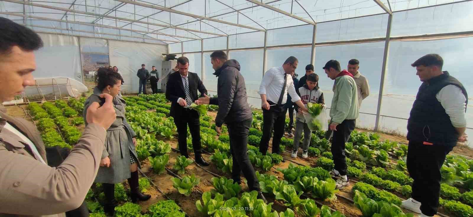 Meslek liseliler tarımsal &uuml;retimde deneyim kazanıyor
