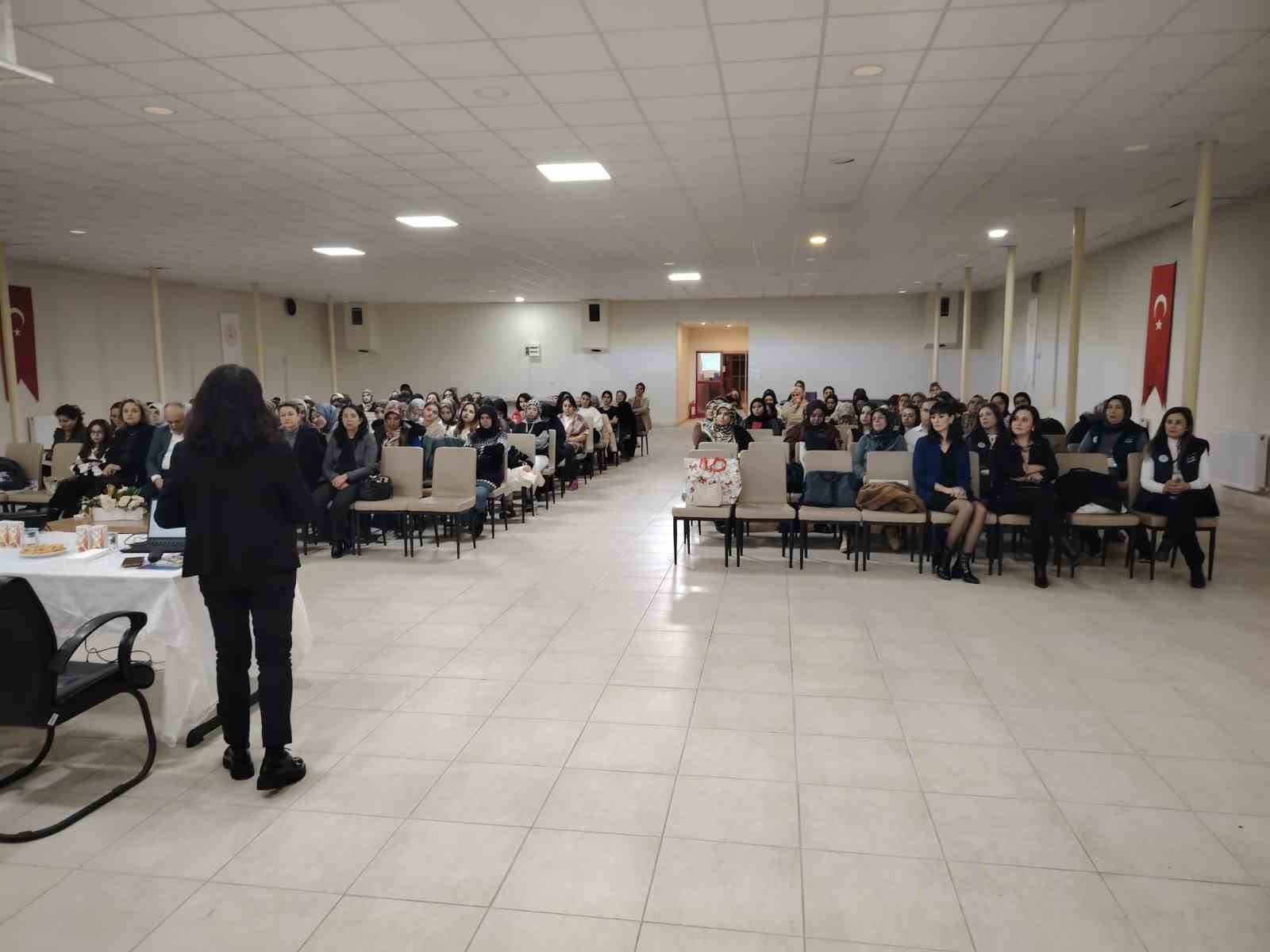 Açık Kapı Şube Müdürlüğünden öğrencilere eğitim