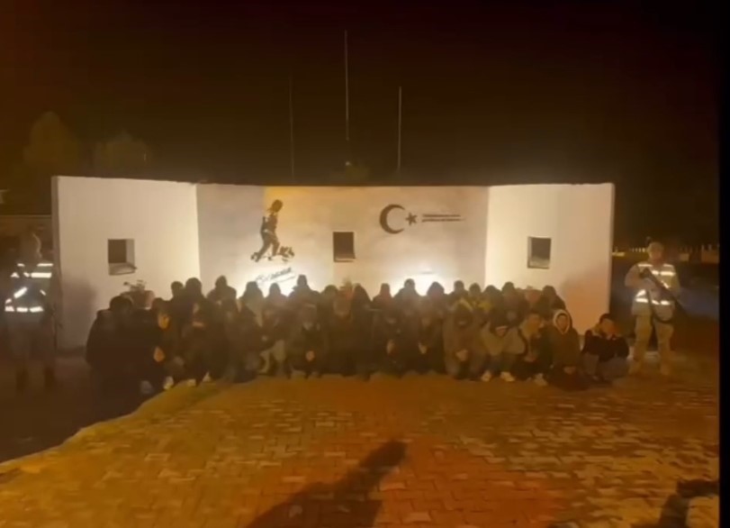 Van’da 69 düzensiz göçmen yakalandı