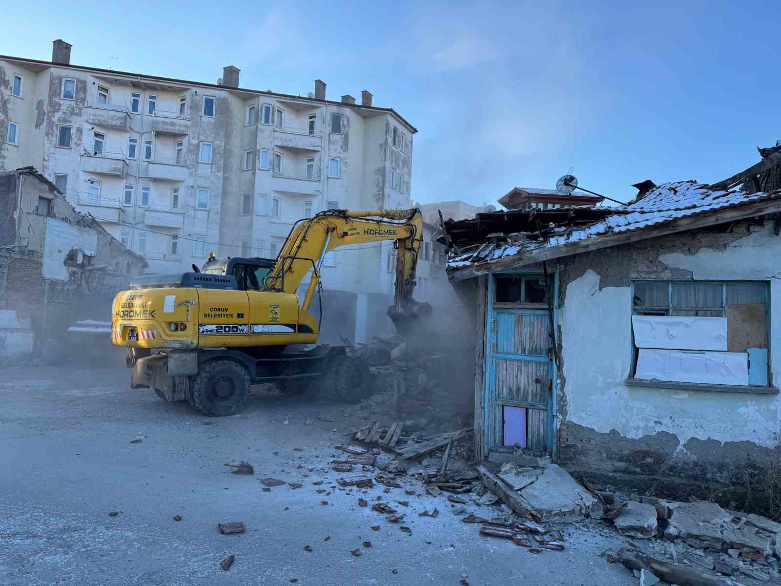 Çorum’da son 5 yılda tehlike arz eden 375 bina yıkıldı