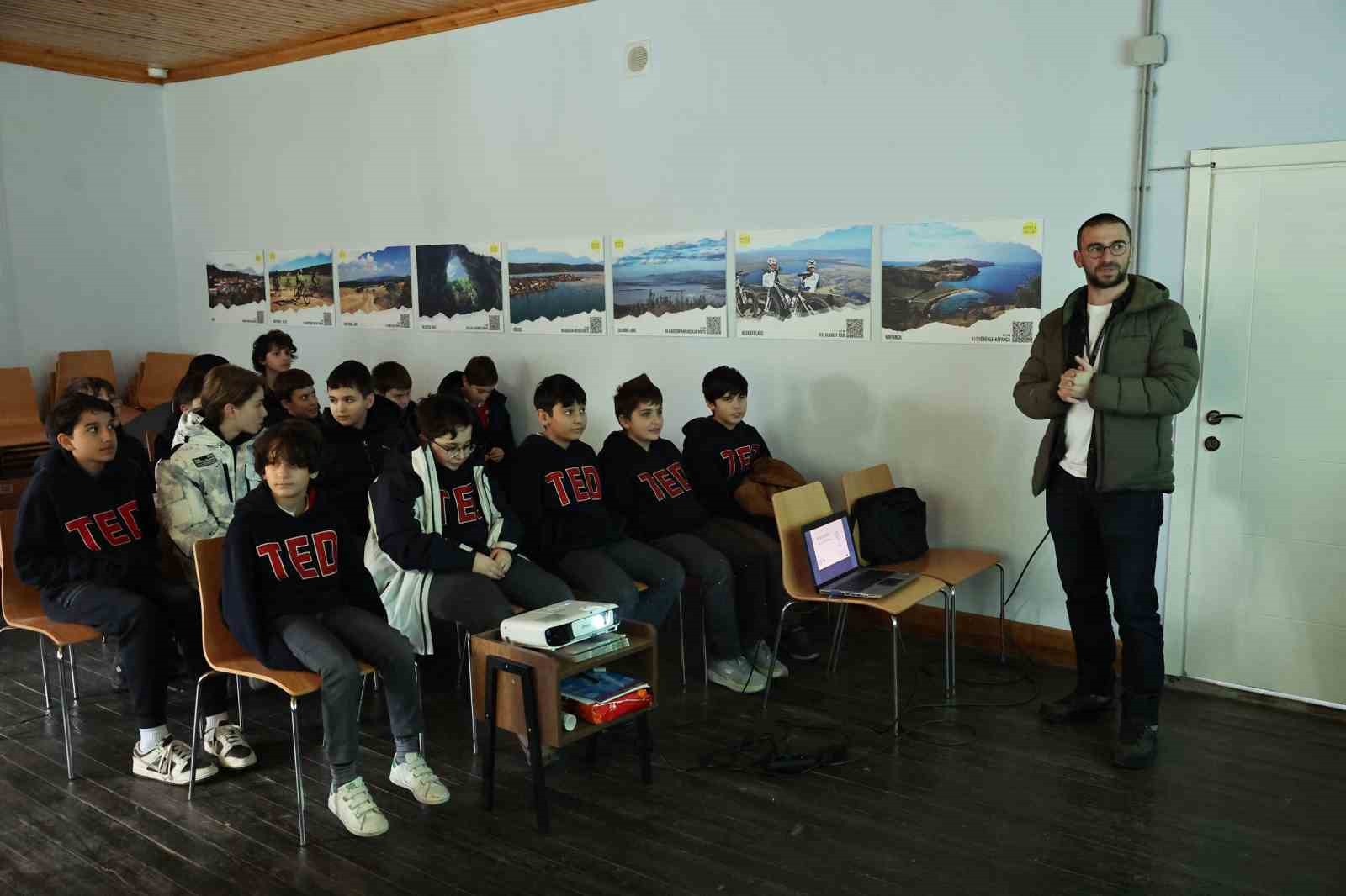 Bisiklet meraklısı &ouml;ğrenciler Bisikletevi&rsquo;nde buluştu
