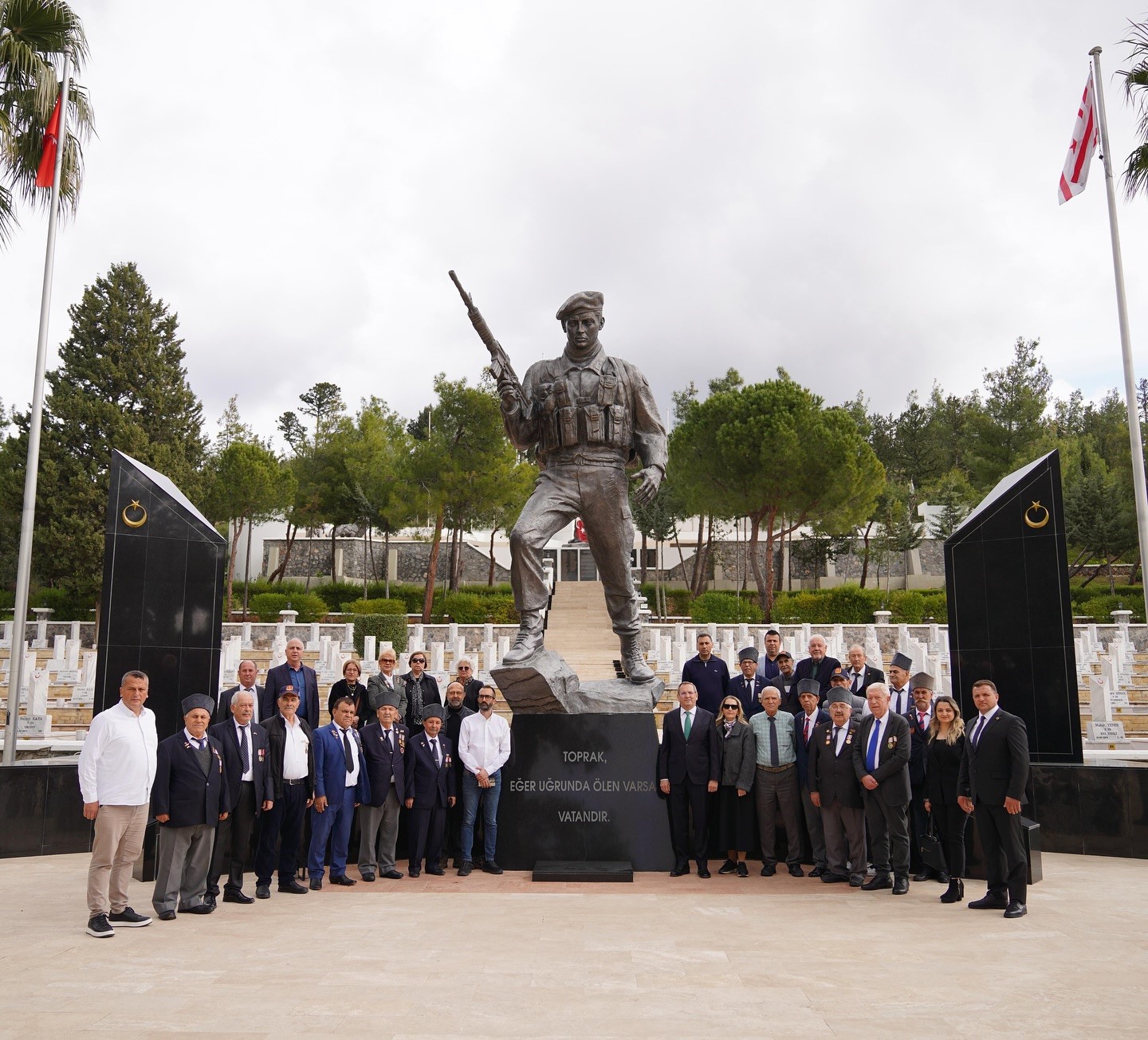 Kıbrıs Barış Harekatı’na katılan Ayvalıklı gaziler 51 yıl sonra Yavru Vatan’da