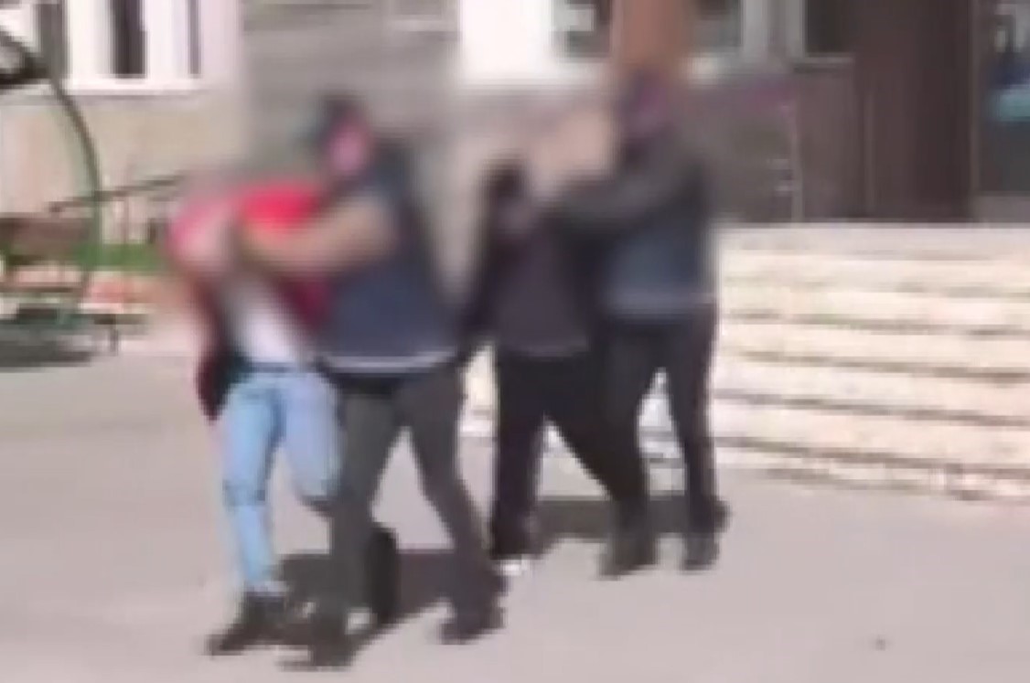 Gaziantep’te sahte avukat ve katip kimliğiyle dolandırıcılık yapan 2 şahıs yakalandı