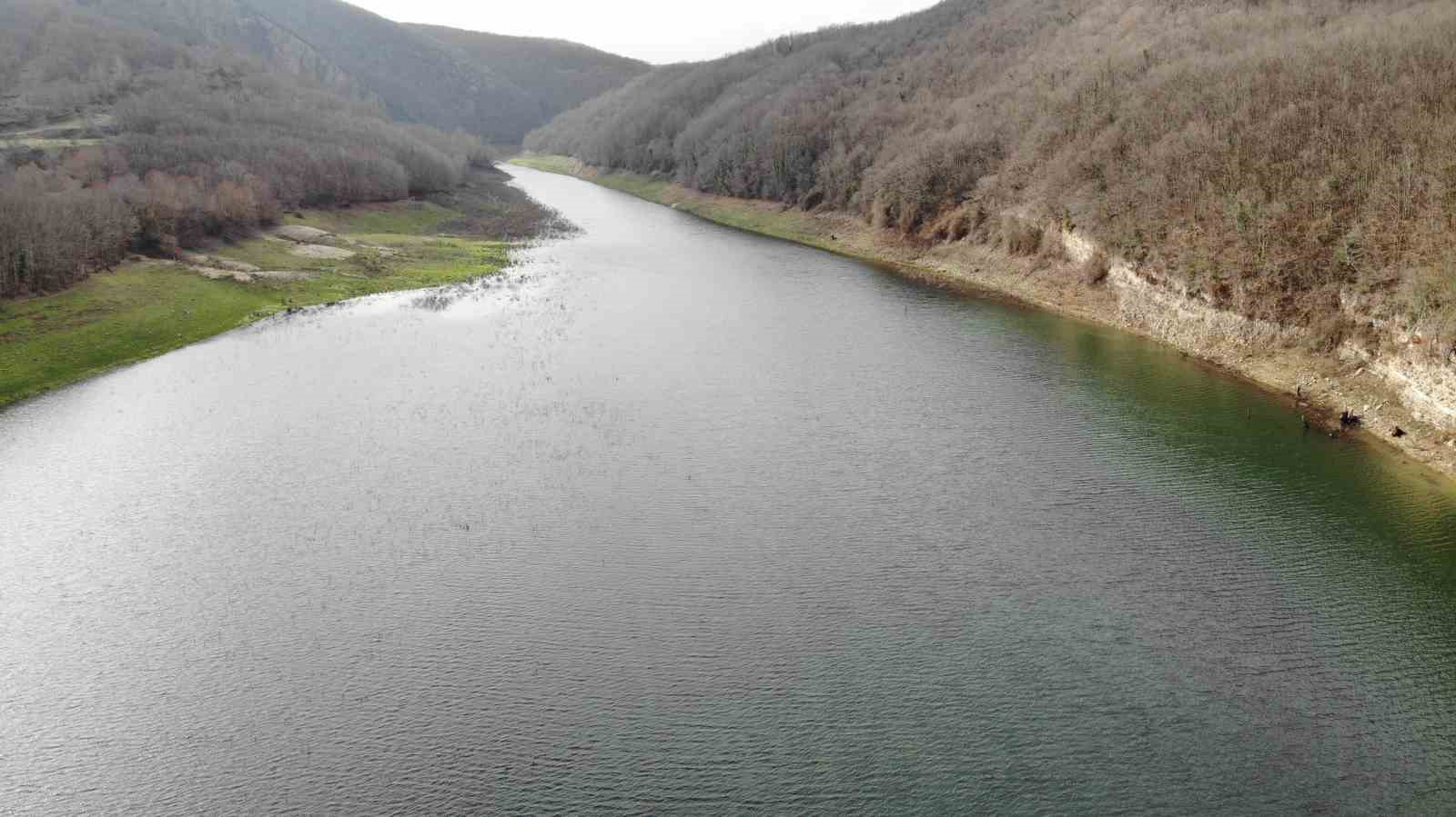 Son yağışlar İstanbul&rsquo;u destekleyen barajları y&uuml;kseltti
