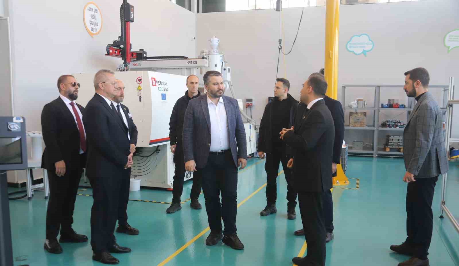 Bakan Yardımcısı İnan, MTOSB’de incelemelerde bulundu