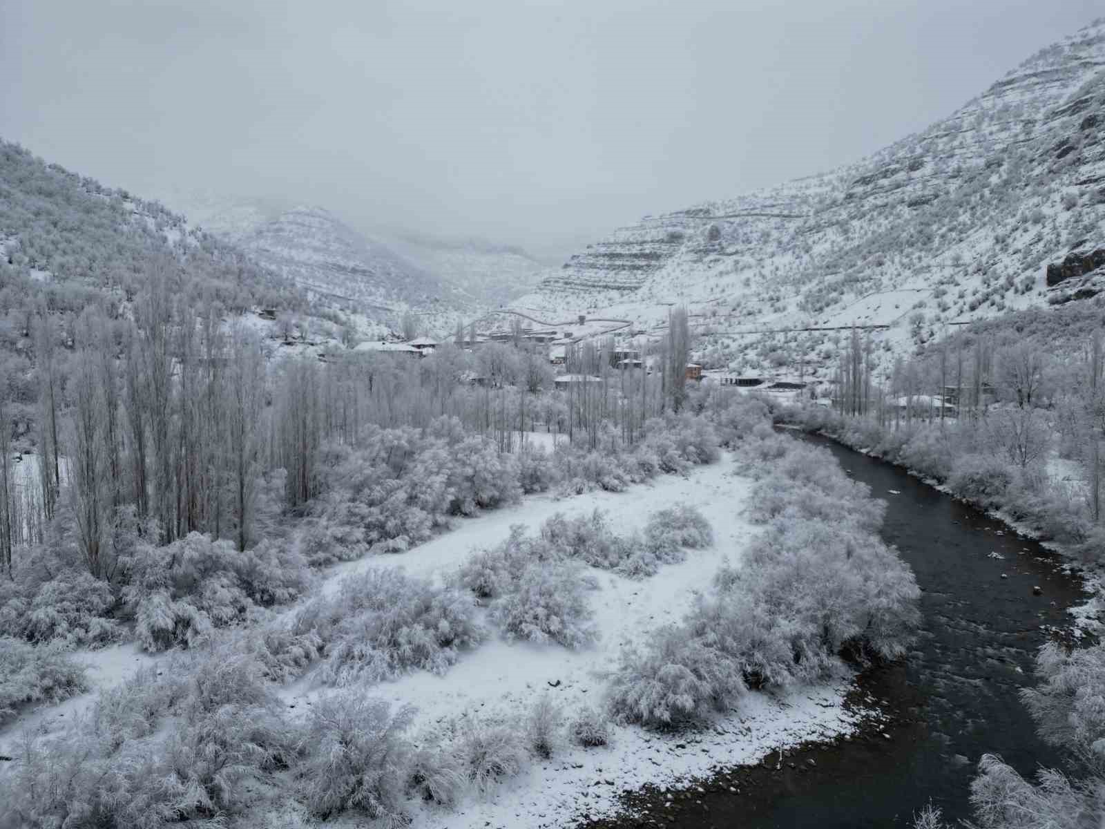 Bal ormanlarında kış güzelliği havadan görüntülendi