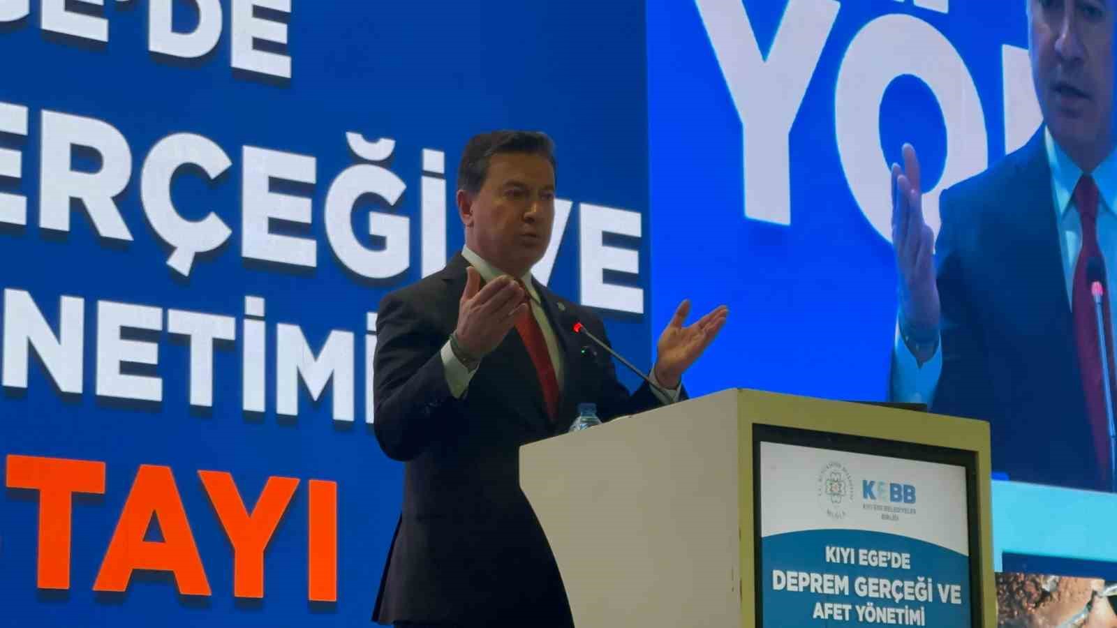 &lsquo;Kıyı Ege&rsquo;de Deprem Ger&ccedil;eği ve Afet Y&ouml;netimi&rsquo; &ccedil;alıştayı başladı
