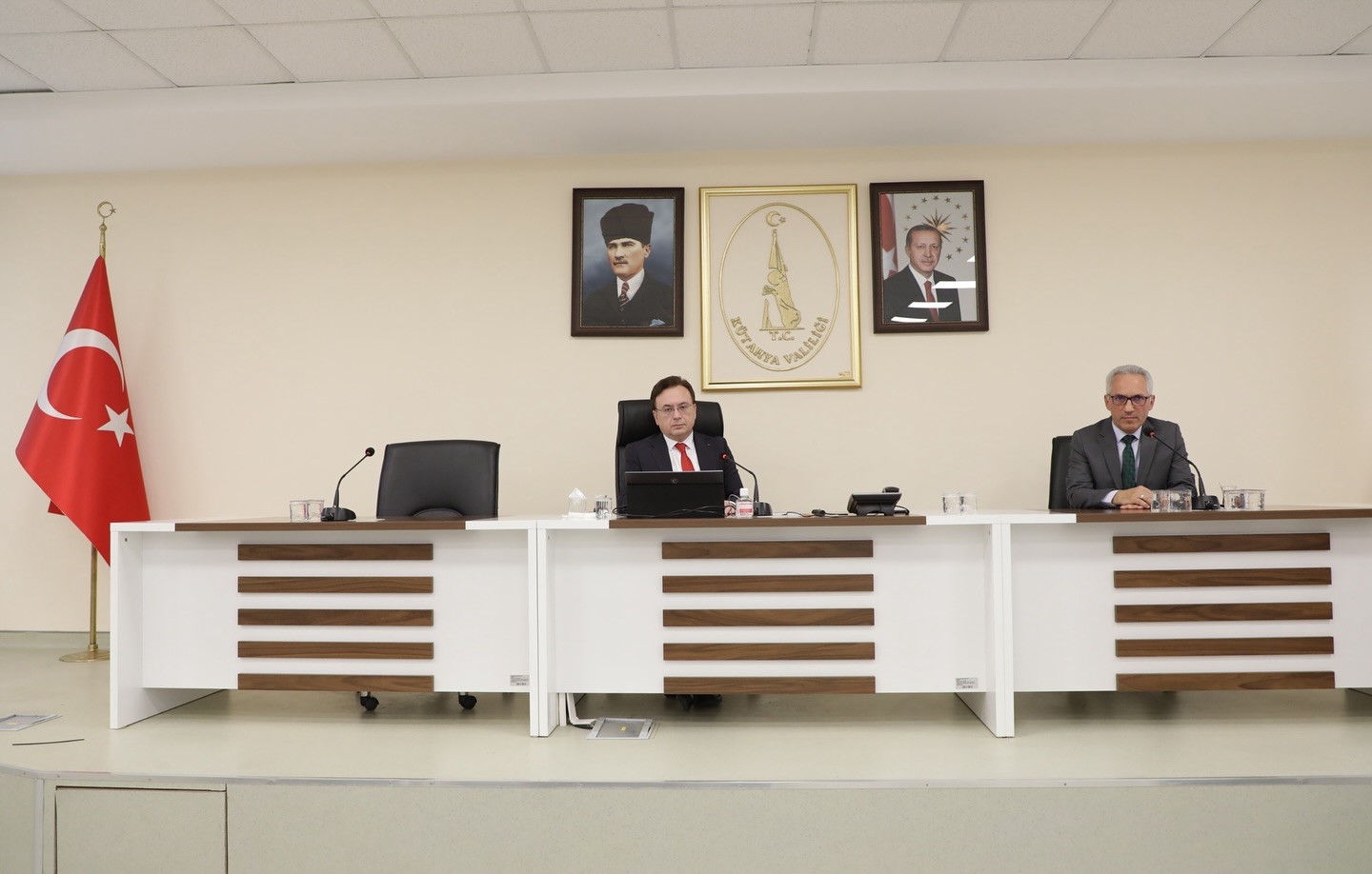 K&uuml;tahya&rsquo;da &rsquo;Sahipsiz Hayvanlar İ&ccedil;in Yeni Denetim ve Koruma Planı&rsquo; g&ouml;r&uuml;ş&uuml;ld&uuml;
