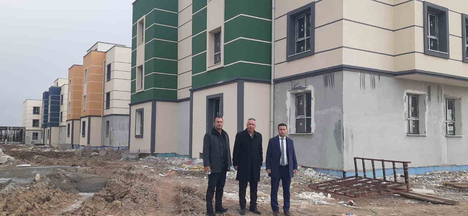 Samsat’ta sosyal konut yapımı hızla ilerliyor