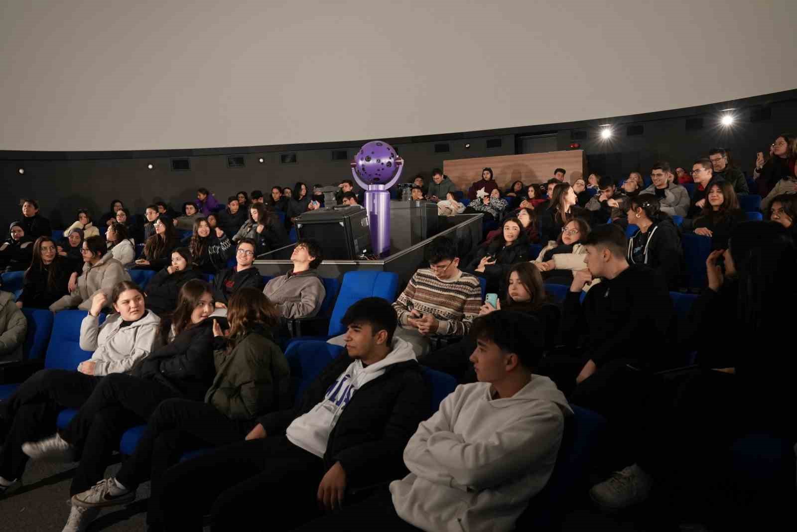 Denizli Büyükşehir Belediyesi Bilim Günleri’nde bilim tutkunlarını buluşturdu