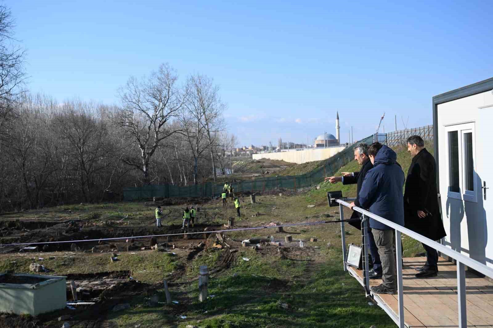 Edirne&rsquo;de Evliya Kasım Paşa Camisi&rsquo;nde restorasyon &ccedil;alışmaları s&uuml;r&uuml;yor
