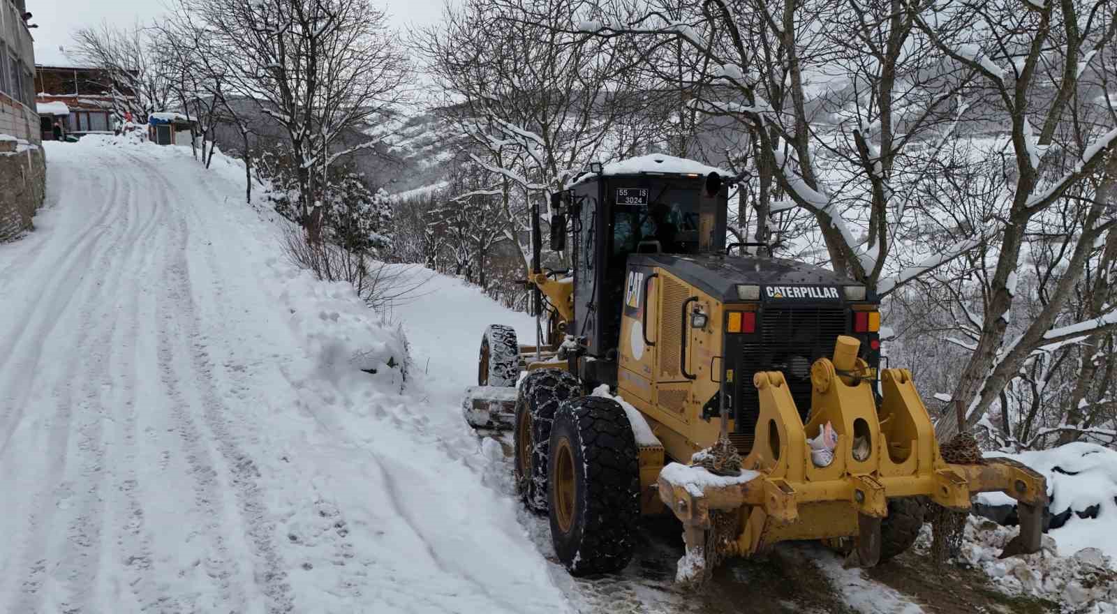 Başkan Kurnaz: "İlkadım’ın en ücra köşesine kadar hizmet götürüyoruz"