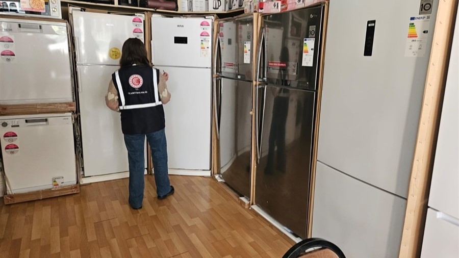 Uşak&rsquo;ta Ticaret İl M&uuml;d&uuml;rl&uuml;ğ&uuml; ekiplerince sıkı denetim
