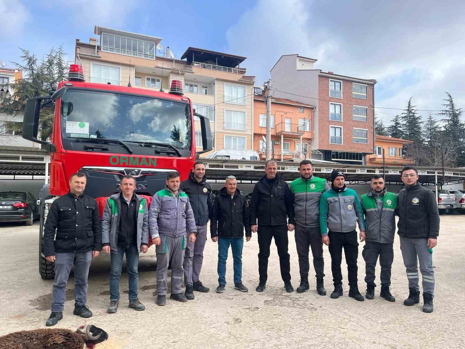 Tavşanlı Orman İşletme M&uuml;d&uuml;rl&uuml;ğ&uuml;&rsquo;ne yeni araz&ouml;z t&ouml;renle teslim edildi
