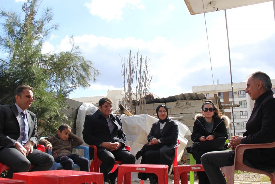 Cizre’de özel çocuklara evde özel eğitim
