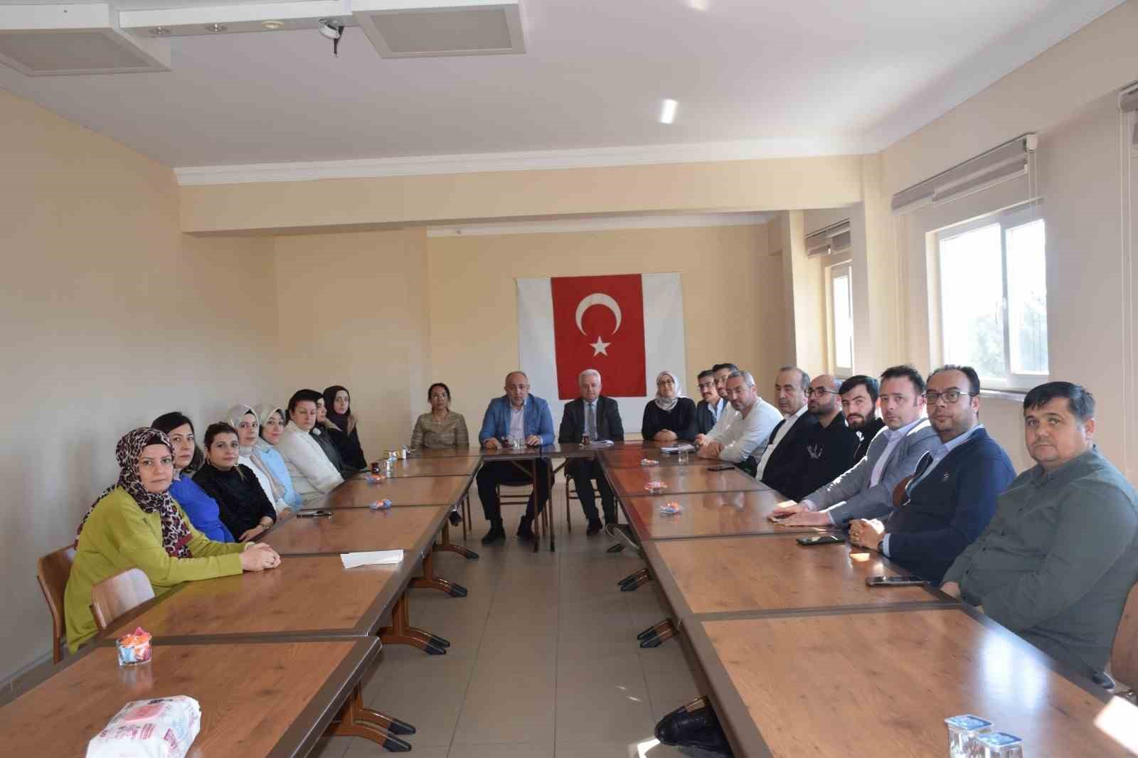 &Ouml;ğrenci yurtlarında Ramazan ayında yapılacaklar masaya yatırıldı
