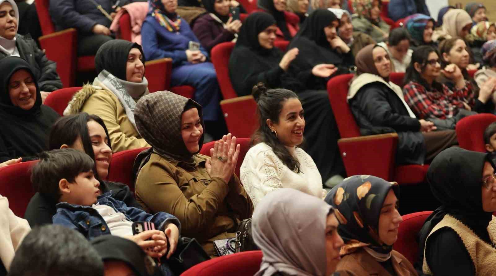 Anne Şehir’de aktif üye 90 bini geçti

