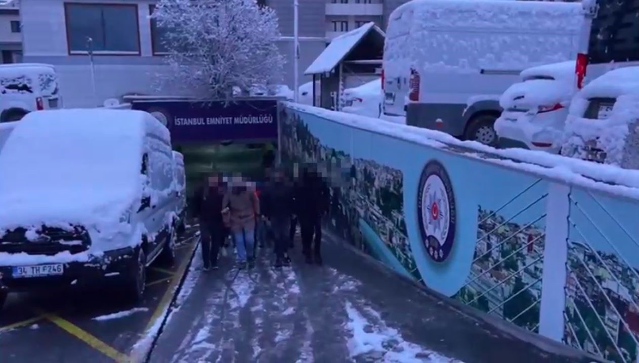 İstanbul merkezli 17 ilde siber operasyonu: 27 g&ouml;zaltı
