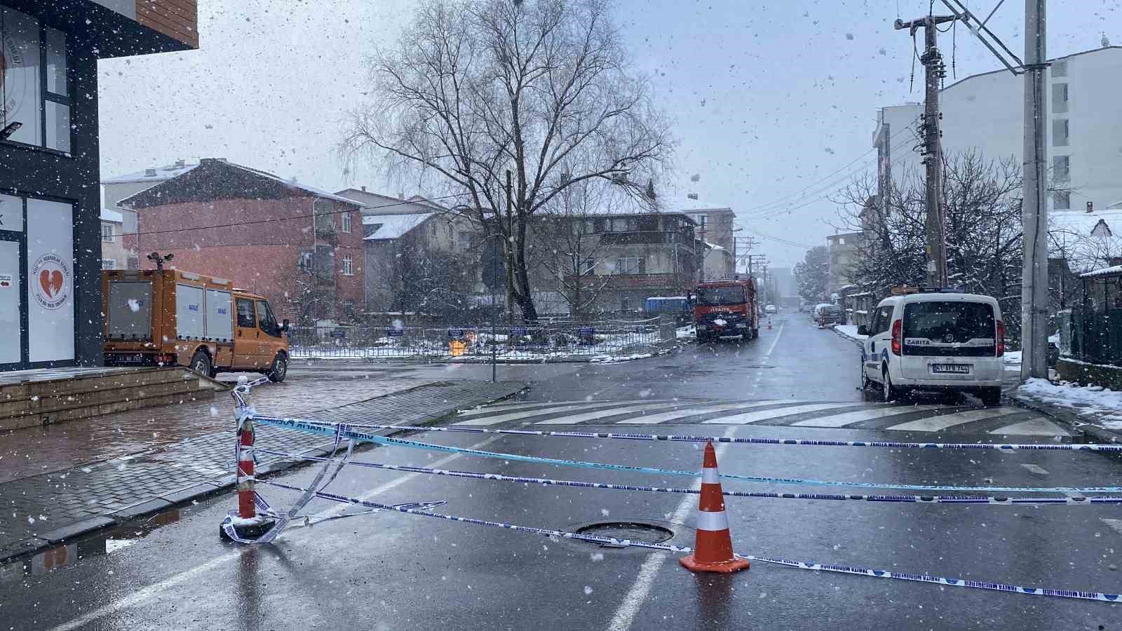 Kocaeli’deki metan gazı yangını 5. gününde, ekipler bölgede nöbet tutuyor