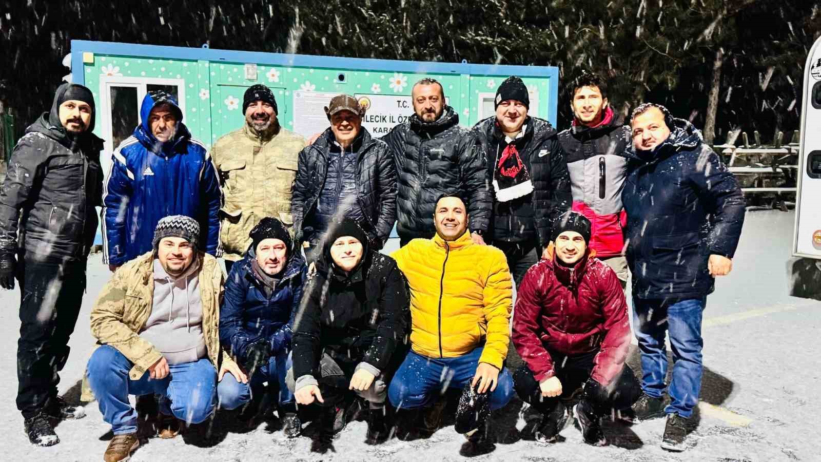 Bilecik Futbol Akademi Kulübü mangal partisinde bir araya geldi