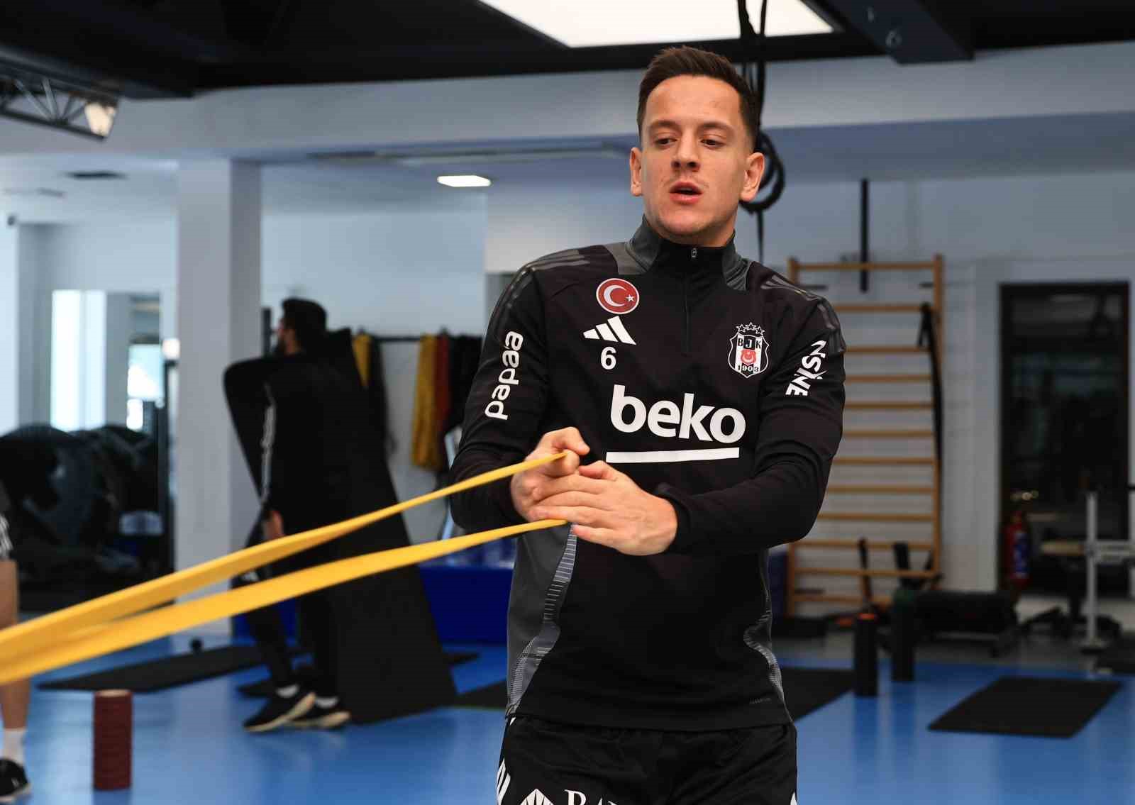 Beşiktaş, Antalyaspor maçı hazırlıklarına başladı