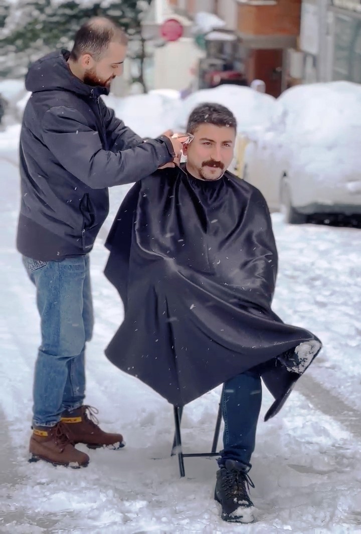 Bu da &lsquo;kardan gelin&rsquo;

