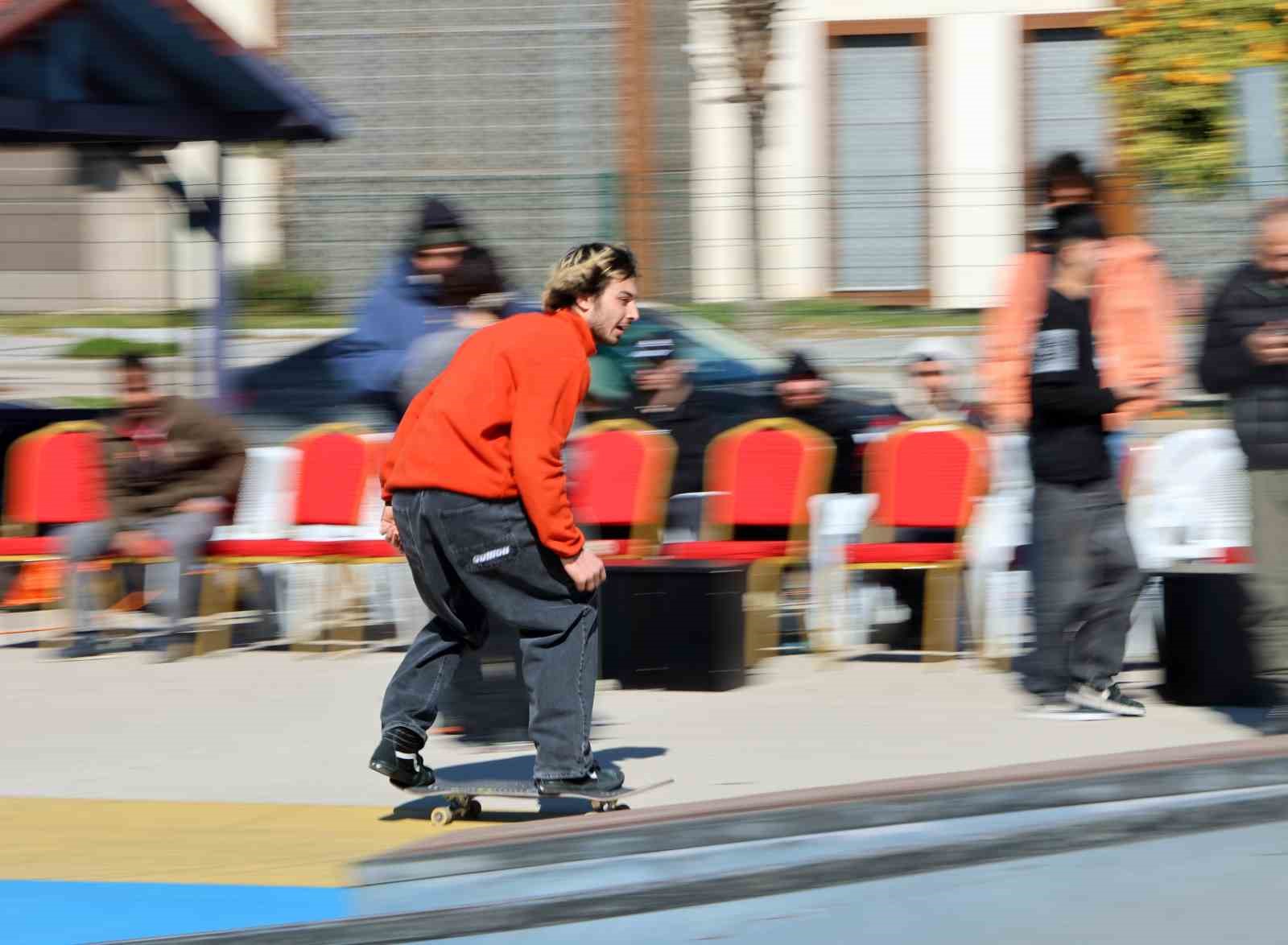 ’Adana Açık Yarışması’ başladı