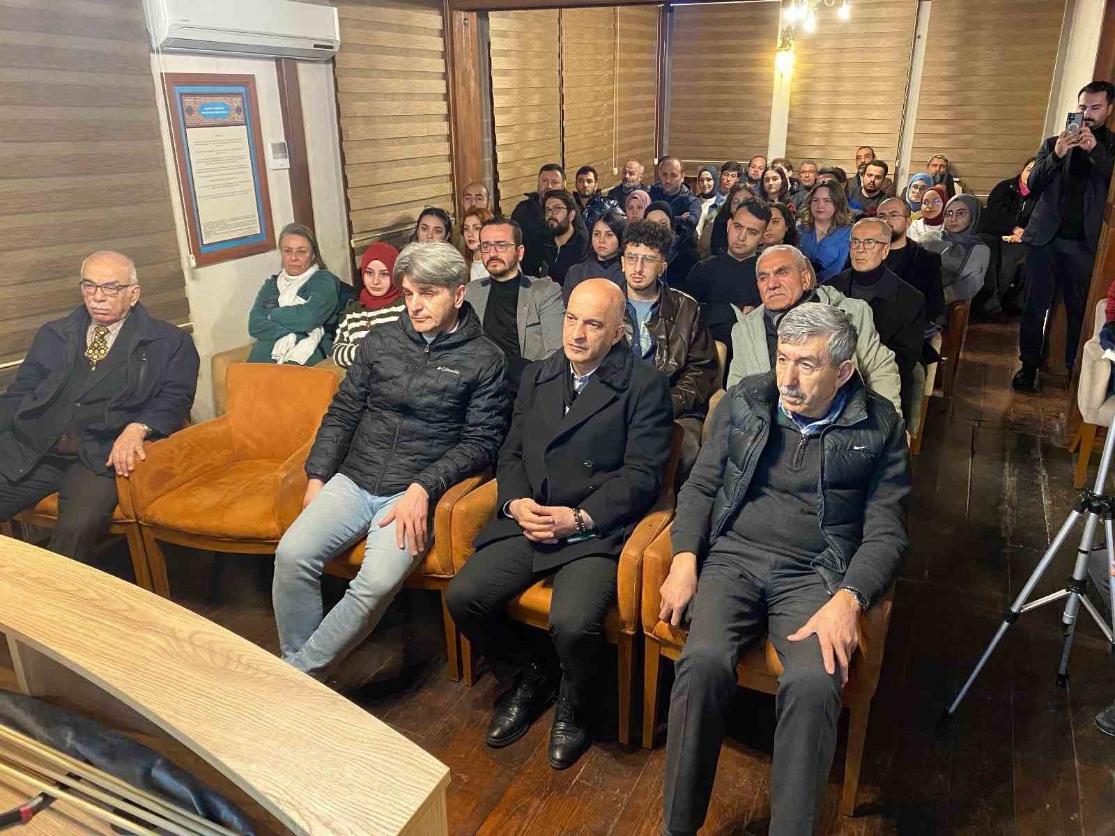 Eskişehir Türk Ocağı’nda ’Tarihsel Süreçte Türk Okçuluğu’ konuşuldu