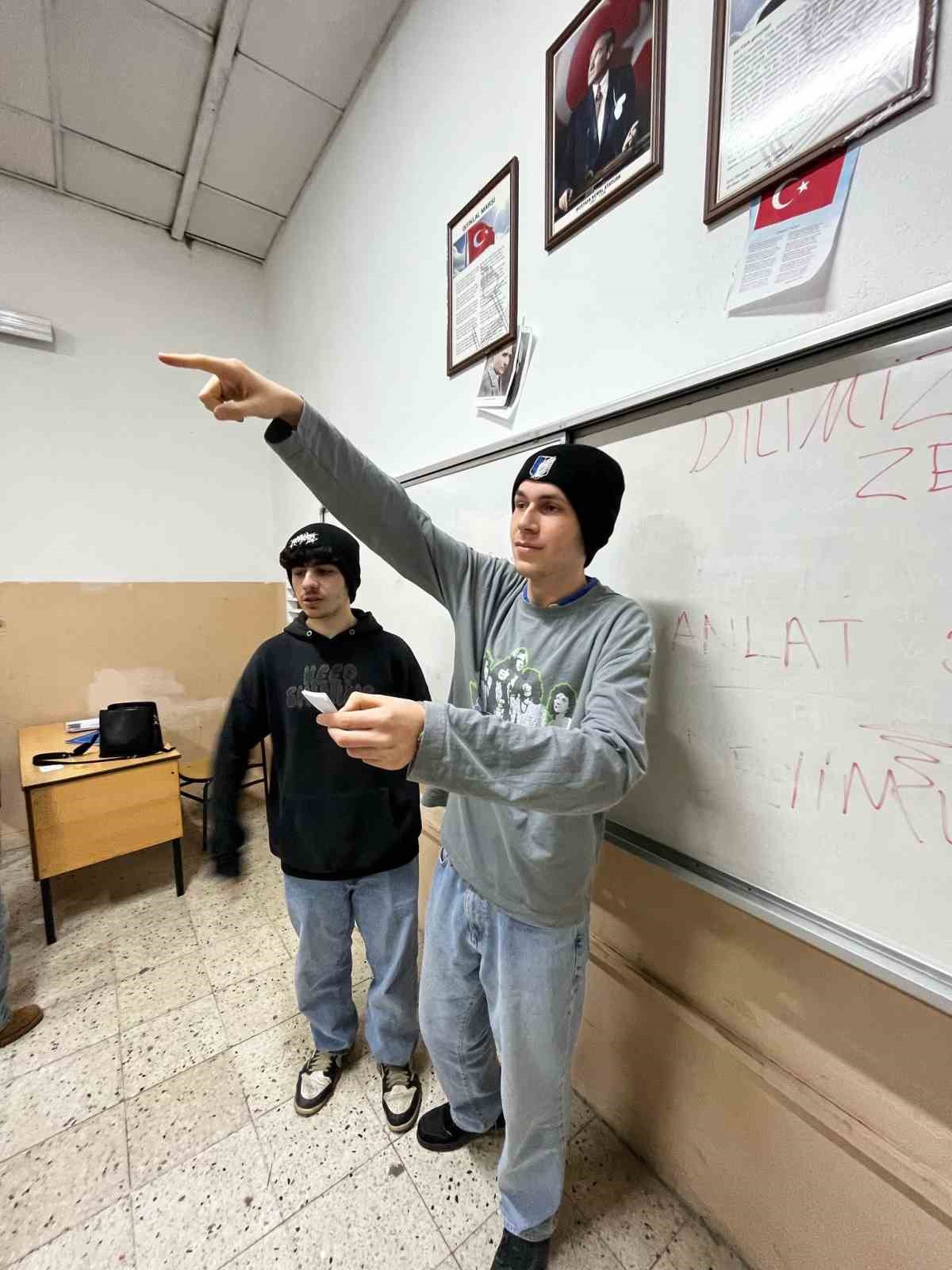 Aydın Mesleki ve Teknik Anadolu Lisesi’nde ’Dilimizin Zenginlikleri’ etkinliği
