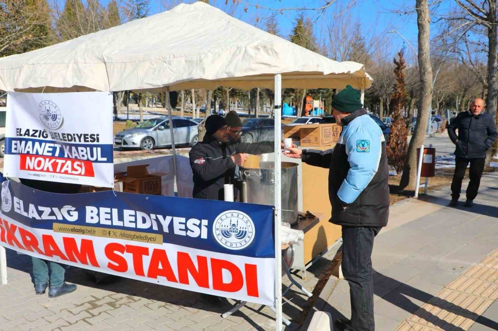 Elazığ Belediyesi’nden MSÜ, adaylarına ikram
